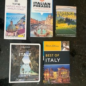 New/nearly new travel books for Italy
